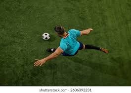 卡扎尔球衣都被踹裂了！卡兰加被红牌罚下(图)意外？韩媒：韩国队点球大战遭中国球迷嘘声 全场为沙特加油中超前瞻：京沪大战火爆上演 泰山争首胜海港盼零封